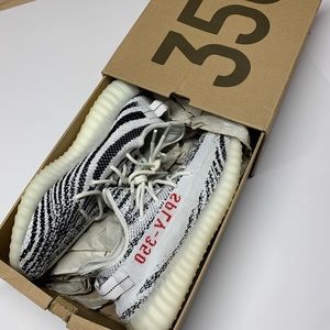 Yeezy 350 V2 Zebra